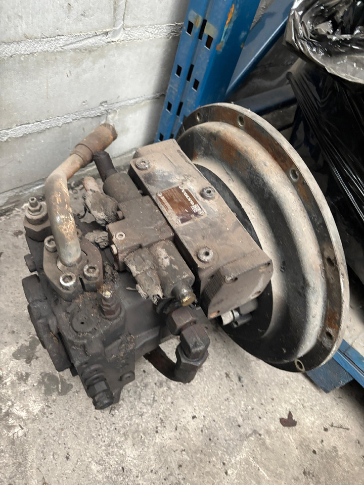 VOLVO L30 L30G Pompa hydrauliczna 15222842 R902207155 - משאבה הידרולית עבור מכונה חקלאית: תמונה 4 VOLVO L30 L30G Pompa hydrauliczna 15222842 R902207155 - משאבה הידרולית עבור מכונה חקלאית: תמונה 4