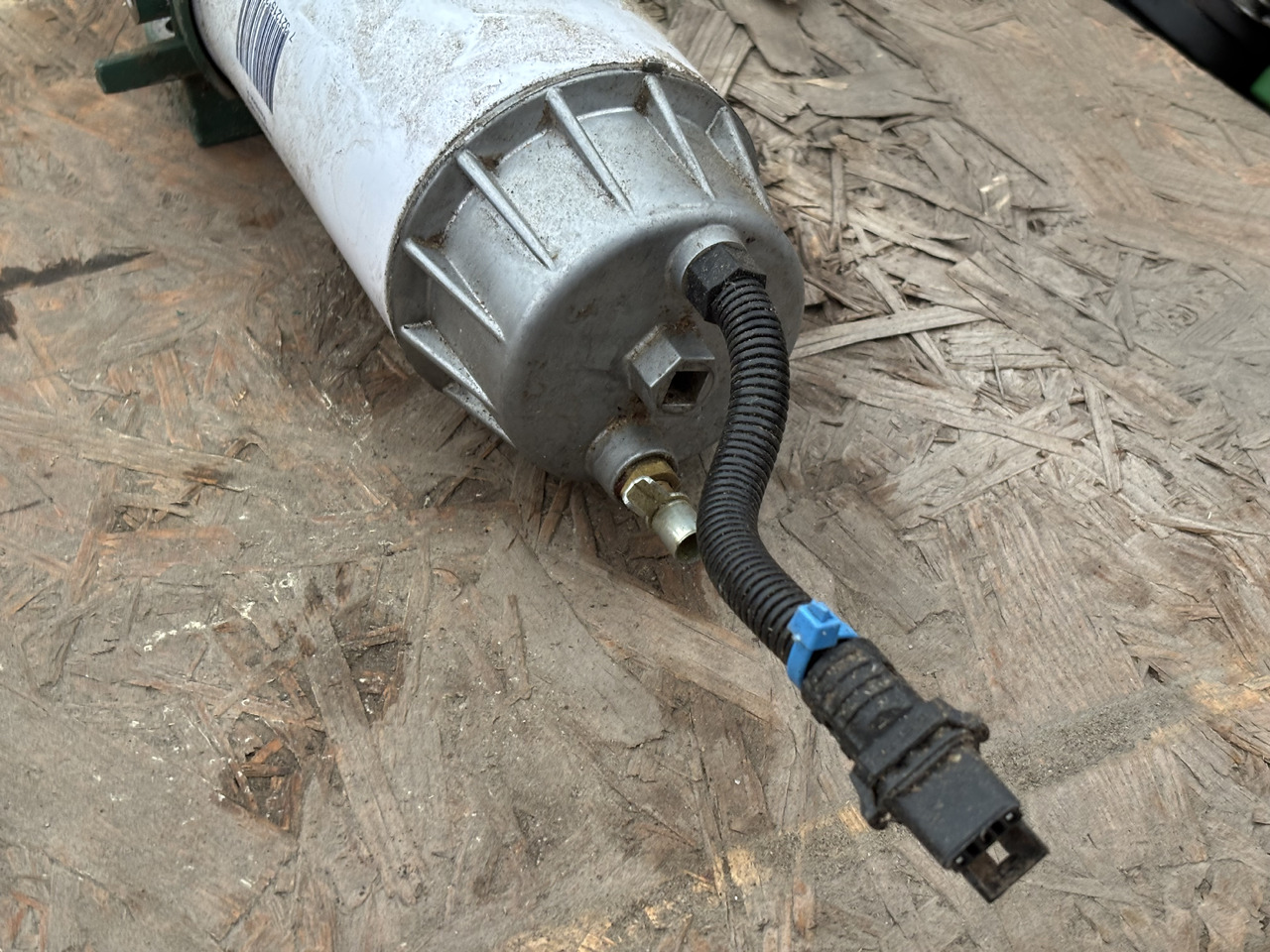 VOLVO Racor F01440 Filtr Paliwa z Separatorem - מסנן דלק עבור משאית: תמונה 2 VOLVO Racor F01440 Filtr Paliwa z Separatorem - מסנן דלק עבור משאית: תמונה 2