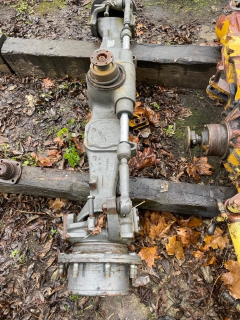 Valtra N93 przedni most części - סרן קדמי עבור מכונה חקלאית: תמונה 3 Valtra N93 przedni most części - סרן קדמי עבור מכונה חקלאית: תמונה 3