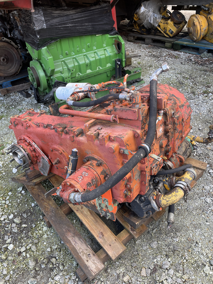 ZF 4PW45H1 ZETTELMEYER ZL4001 VOLVO - skrzynia biegów - תיבת הילוכים עבור מכונה חקלאית: תמונה 1 ZF 4PW45H1 ZETTELMEYER ZL4001 VOLVO - skrzynia biegów - תיבת הילוכים עבור מכונה חקלאית: תמונה 1