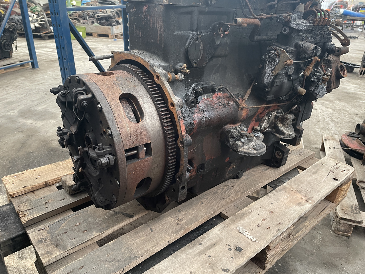 Zetor Proxima - silnik części - blok wał korbowy głowica korbowody - גל ארכובה עבור מכונה חקלאית: תמונה 3 Zetor Proxima - silnik części - blok wał korbowy głowica korbowody - גל ארכובה עבור מכונה חקלאית: תמונה 3