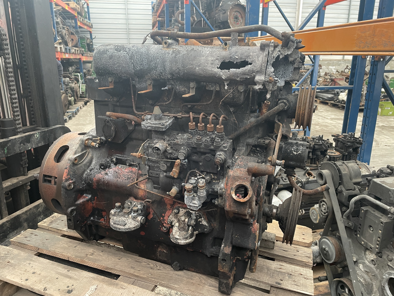 Zetor Proxima - silnik części - blok wał korbowy głowica korbowody - גל ארכובה עבור מכונה חקלאית: תמונה 2 Zetor Proxima - silnik części - blok wał korbowy głowica korbowody - גל ארכובה עבור מכונה חקלאית: תמונה 2