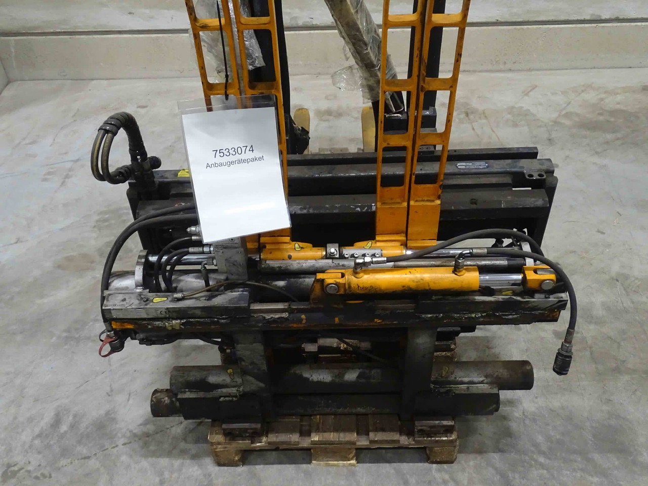 Attachment package 2 pieces - צרופה עבור ציוד לטיפול בחומרים: תמונה 4 Attachment package 2 pieces - צרופה עבור ציוד לטיפול בחומרים: תמונה 4