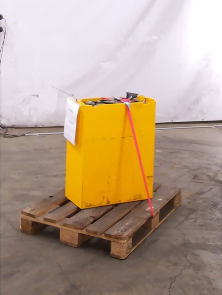 Battery 24V - מצבר עבור ציוד לטיפול בחומרים: תמונה 3 Battery 24V - מצבר עבור ציוד לטיפול בחומרים: תמונה 3