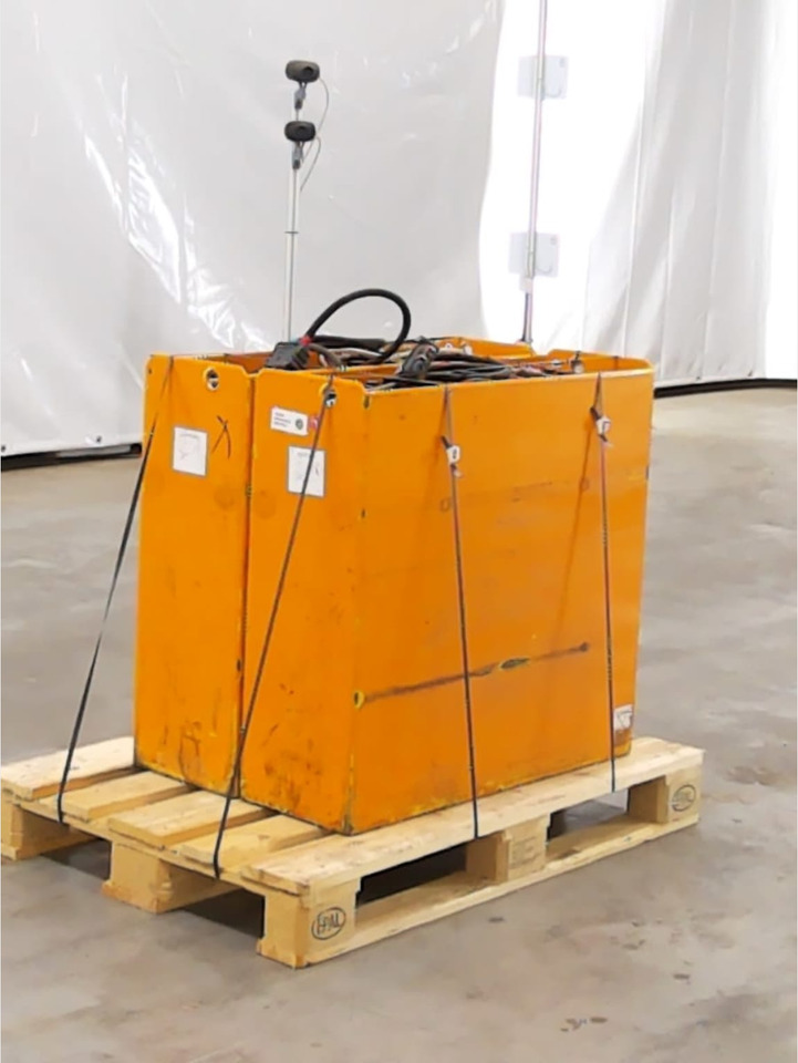 Battery Package - 2 Pcs. - מצבר עבור ציוד לטיפול בחומרים: תמונה 3 Battery Package - 2 Pcs. - מצבר עבור ציוד לטיפול בחומרים: תמונה 3