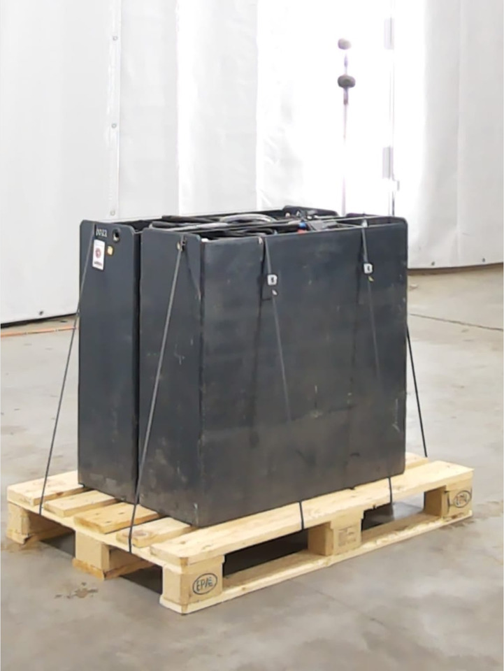 Battery Package - 2 Pcs. - מצבר עבור ציוד לטיפול בחומרים: תמונה 1 Battery Package - 2 Pcs. - מצבר עבור ציוד לטיפול בחומרים: תמונה 1