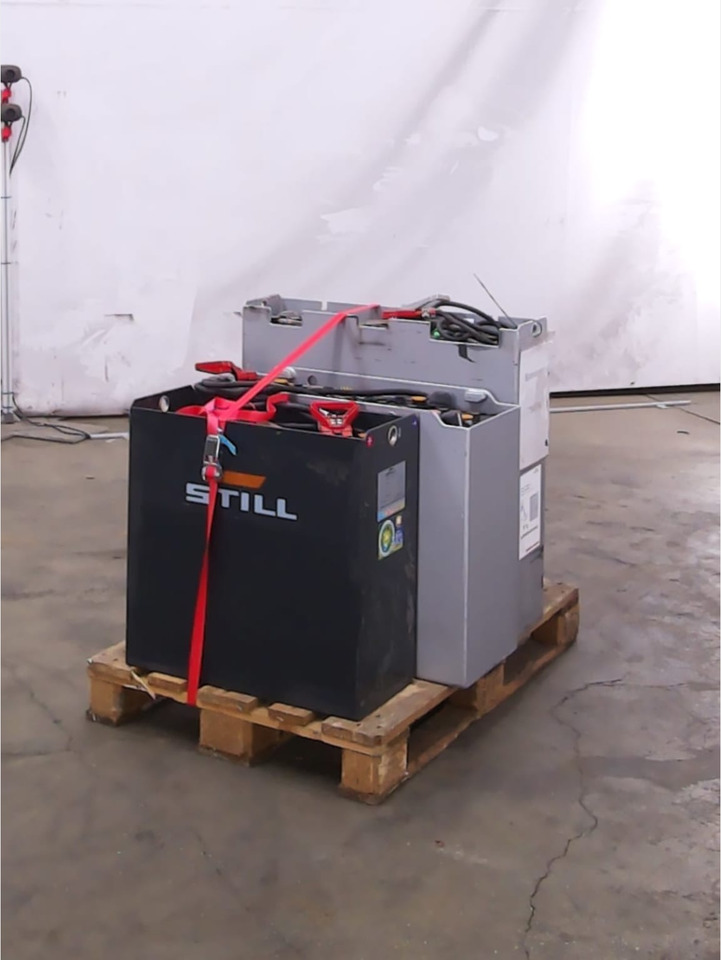 Battery Package - 4 Pcs. - מצבר עבור ציוד לטיפול בחומרים: תמונה 3 Battery Package - 4 Pcs. - מצבר עבור ציוד לטיפול בחומרים: תמונה 3