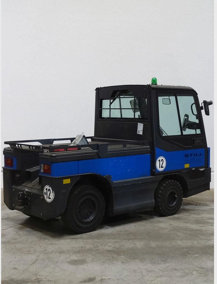 Linde P250 - טרקטור גרירה: תמונה 2 Linde P250 - טרקטור גרירה: תמונה 2