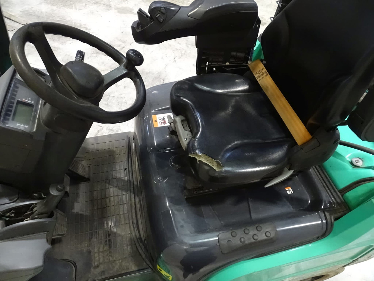 Mitsubishi FG18NT - מלגזת LPG: תמונה 3 Mitsubishi FG18NT - מלגזת LPG: תמונה 3