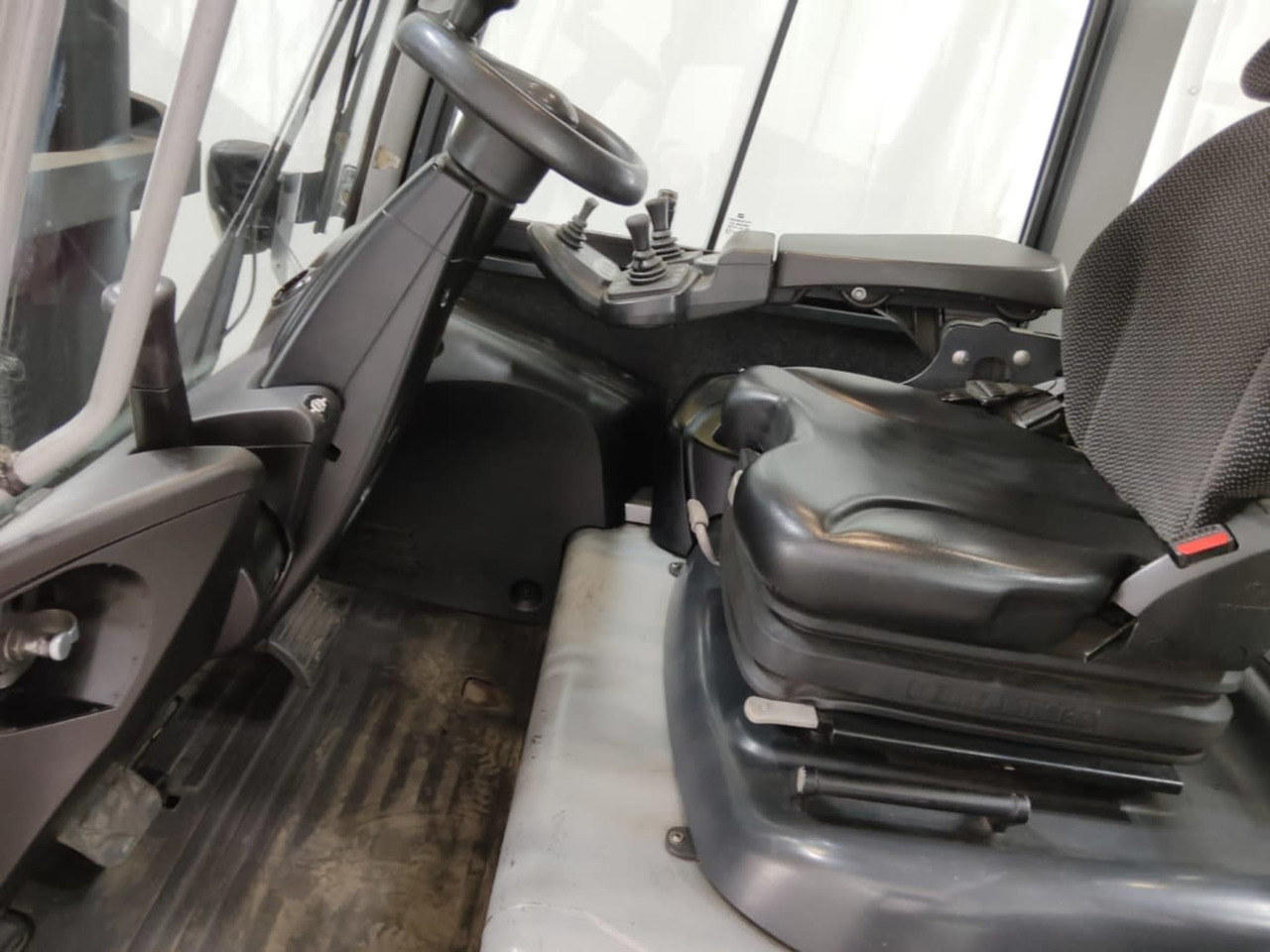 STILL RX60-70 - מלגזה חשמלית: תמונה 3 STILL RX60-70 - מלגזה חשמלית: תמונה 3