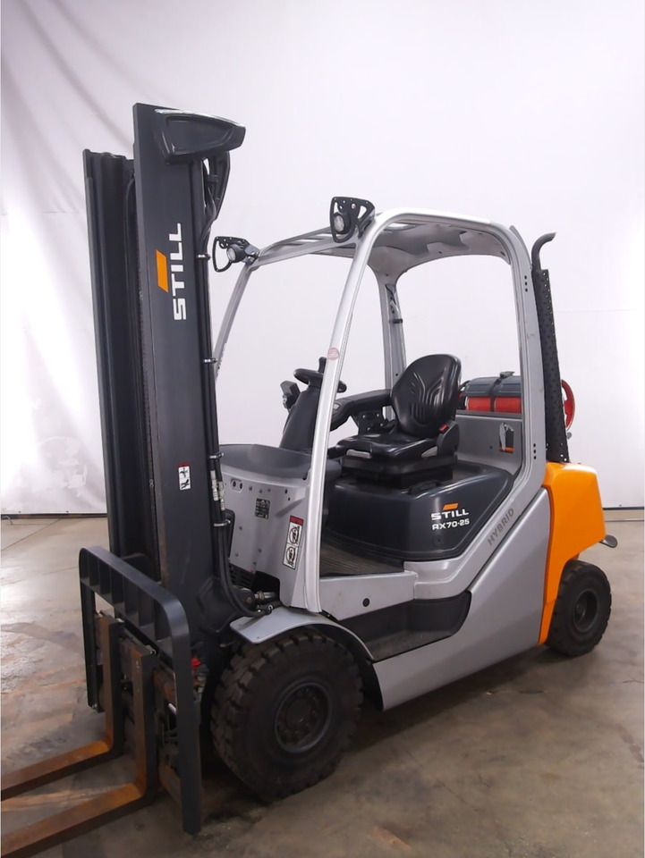 STILL RX70-25T - מלגזת LPG: תמונה 1 STILL RX70-25T - מלגזת LPG: תמונה 1
