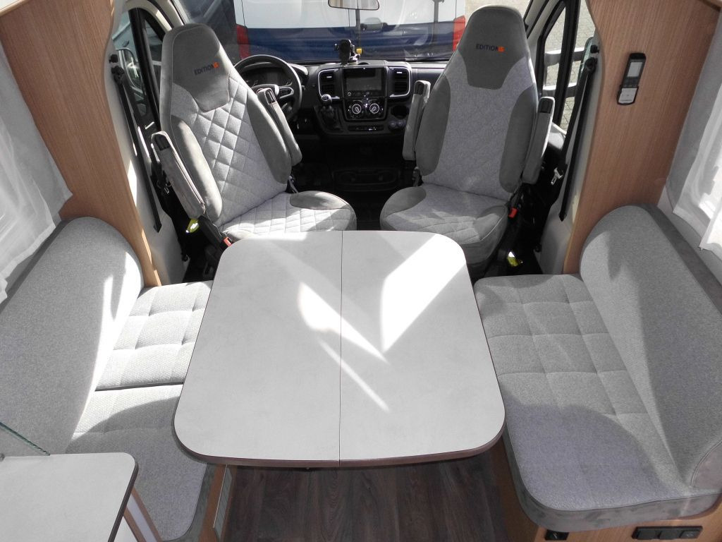 Carado T 459 Edition15 Solar, WR, RFK, SAT/TV uvm.+++ - רכב ממונע חצי-משולב: תמונה 5 Carado T 459 Edition15 Solar, WR, RFK, SAT/TV uvm.+++ - רכב ממונע חצי-משולב: תמונה 5