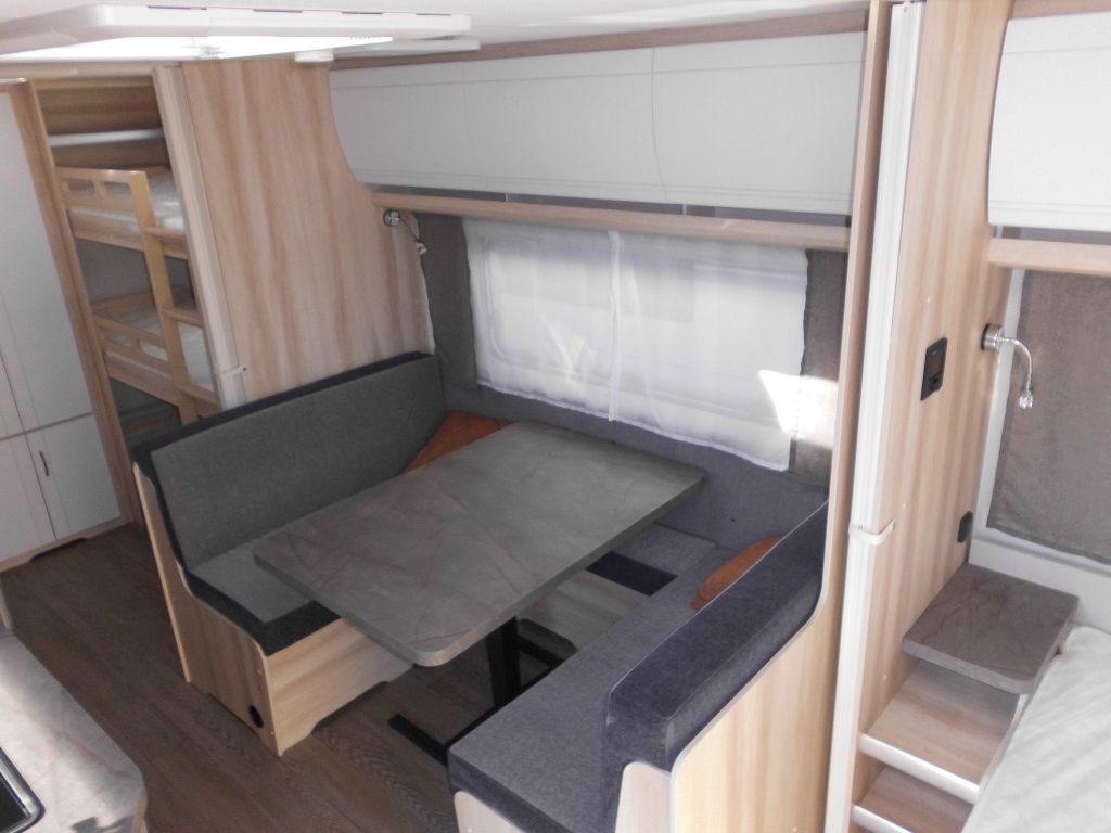 Hobby De Luxe 545 KMF 2026 3er Autark Backofen uvm.+ - קרוואן נגרר: תמונה 5 Hobby De Luxe 545 KMF 2026 3er Autark Backofen uvm.+ - קרוואן נגרר: תמונה 5