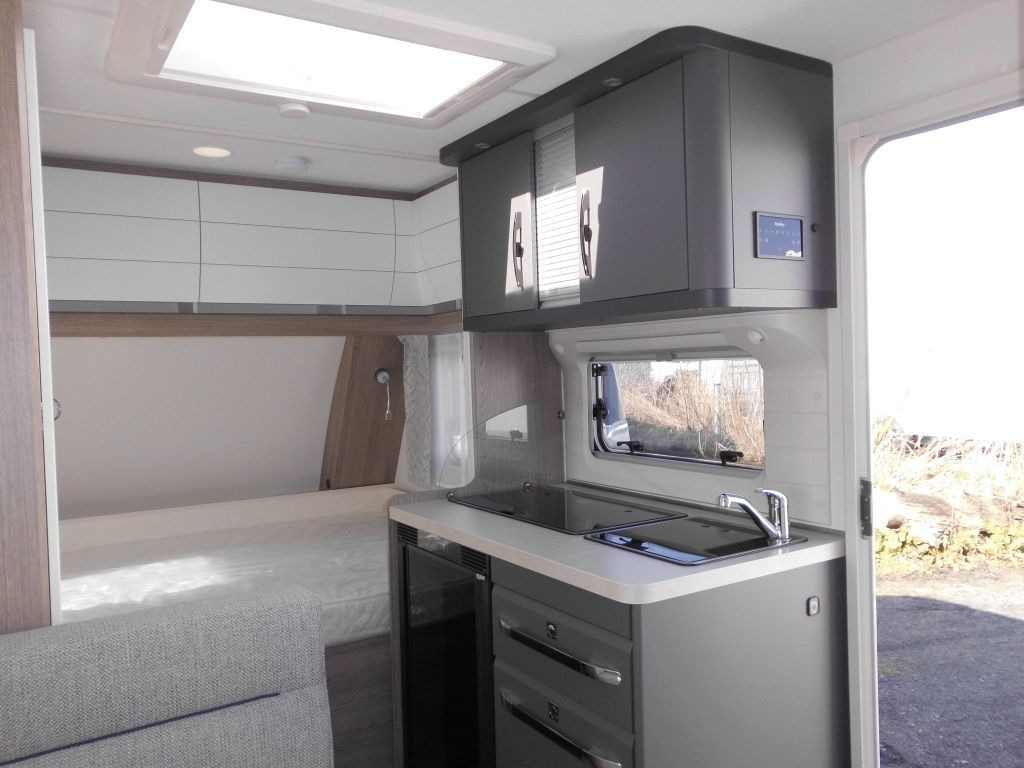 הַחכָּרָה  Hobby OnTour 390 SF 1500kg. Ambiente 2025 Hobby OnTour 390 SF 1500kg. Ambiente 2025: תמונה 13