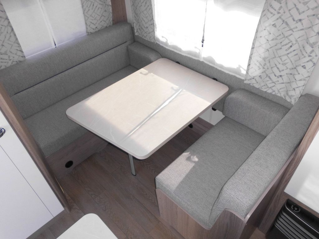 הַחכָּרָה  Hobby OnTour 390 SF 1500kg. Ambiente 2025 Hobby OnTour 390 SF 1500kg. Ambiente 2025: תמונה 10
