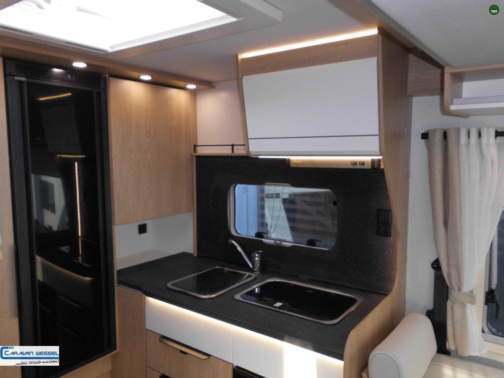 חָדָשׁ רכב ממונע חצי-משולב Solifer Emotion 620 DB Premium 2024 mit Hubbett: תמונה 22