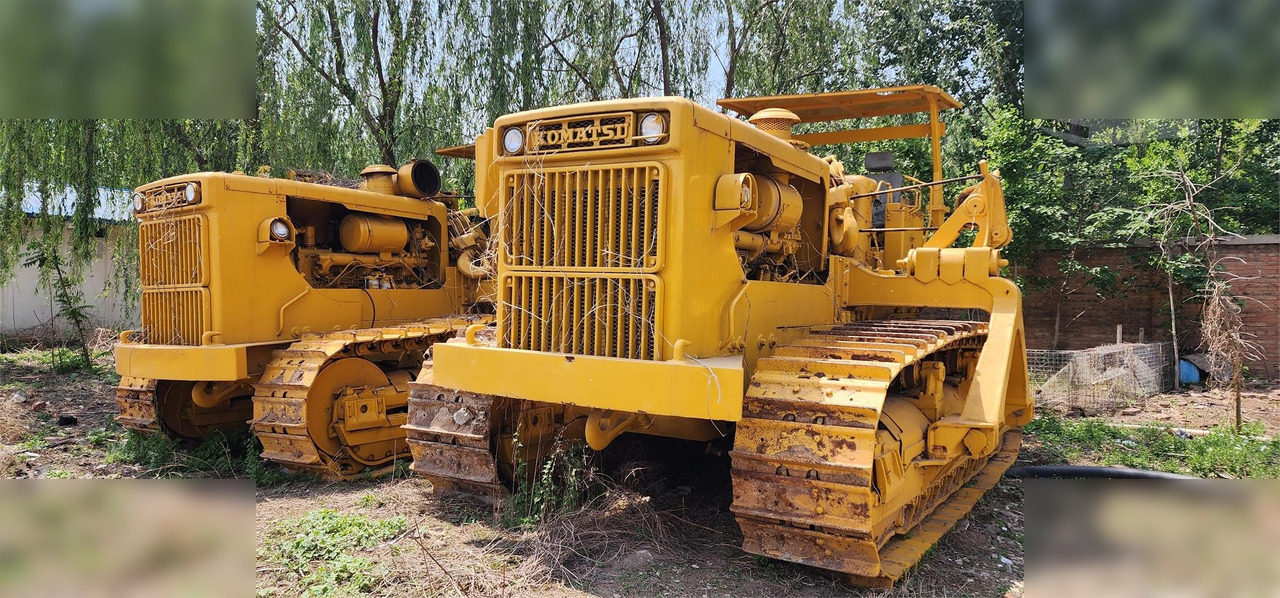 1990 KOMATSU D155C - מניח צינורות: תמונה 1 1990 KOMATSU D155C - מניח צינורות: תמונה 1