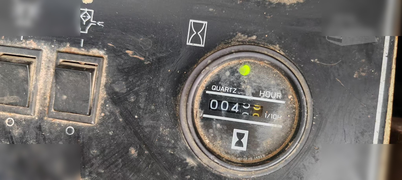 1998 ATLAS COPCO CDH831C - אסדת קידוח: תמונה 2 1998 ATLAS COPCO CDH831C - אסדת קידוח: תמונה 2