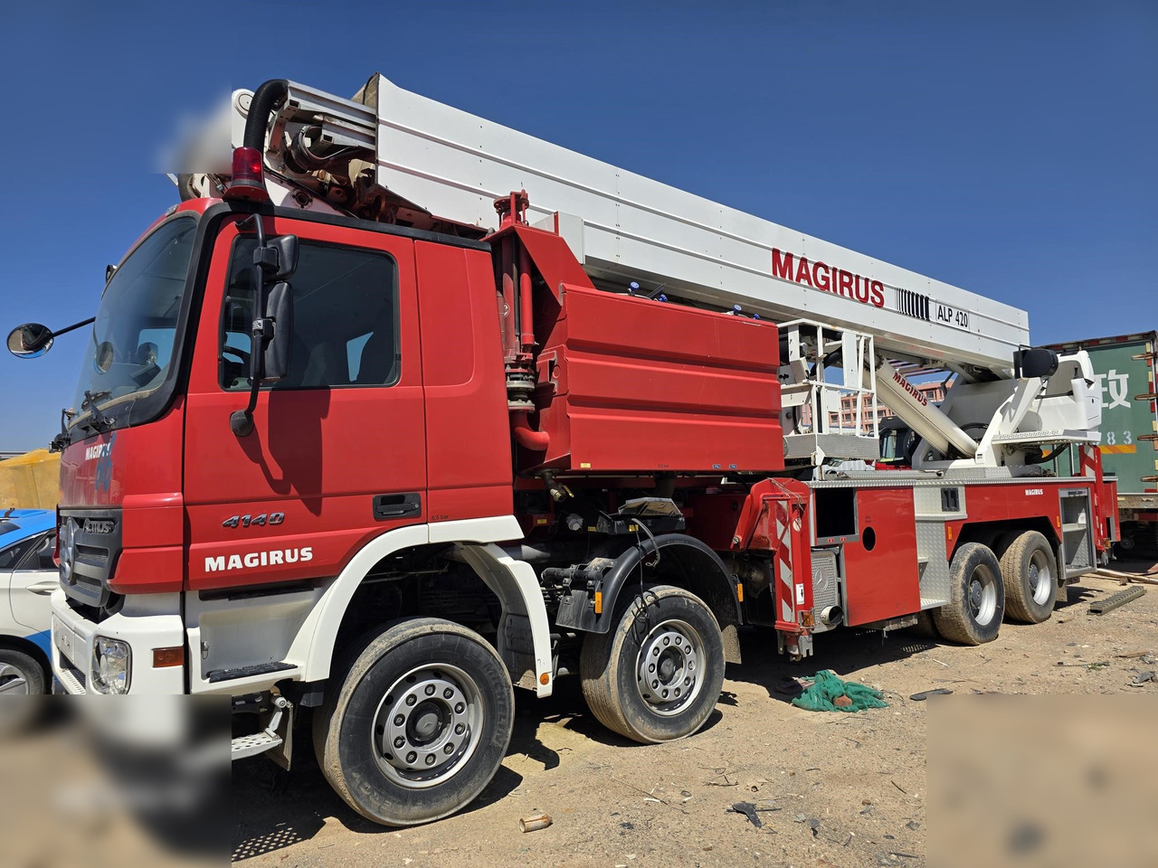 2011 MERCEDES-BENZ ACTROS 4140 - פלטפורמה אווירית מותקנת על משאית: תמונה 1 2011 MERCEDES-BENZ ACTROS 4140 - פלטפורמה אווירית מותקנת על משאית: תמונה 1