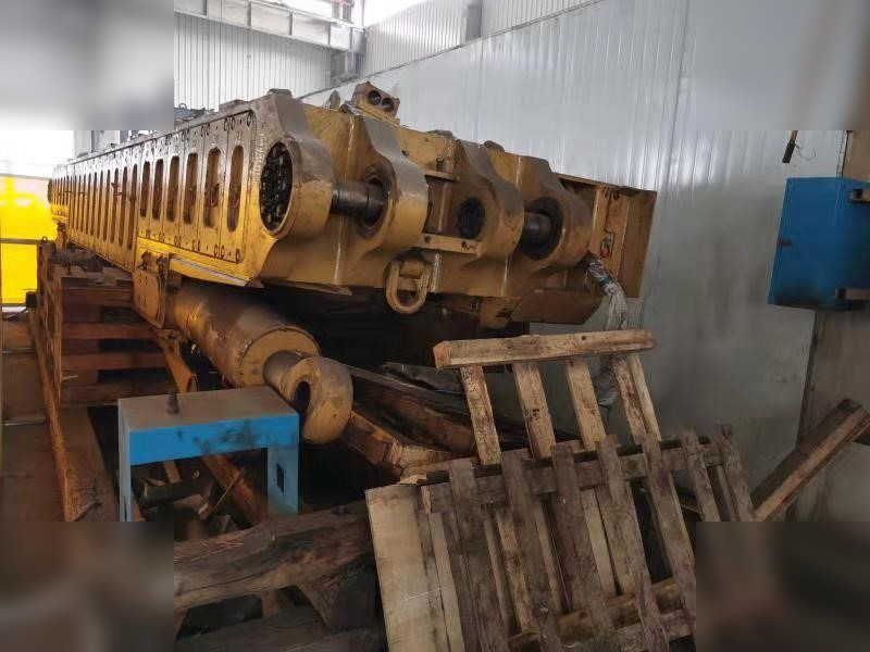 2012 CATERPILLAR EL2000 - מכונת כרייה: תמונה 2 2012 CATERPILLAR EL2000 - מכונת כרייה: תמונה 2