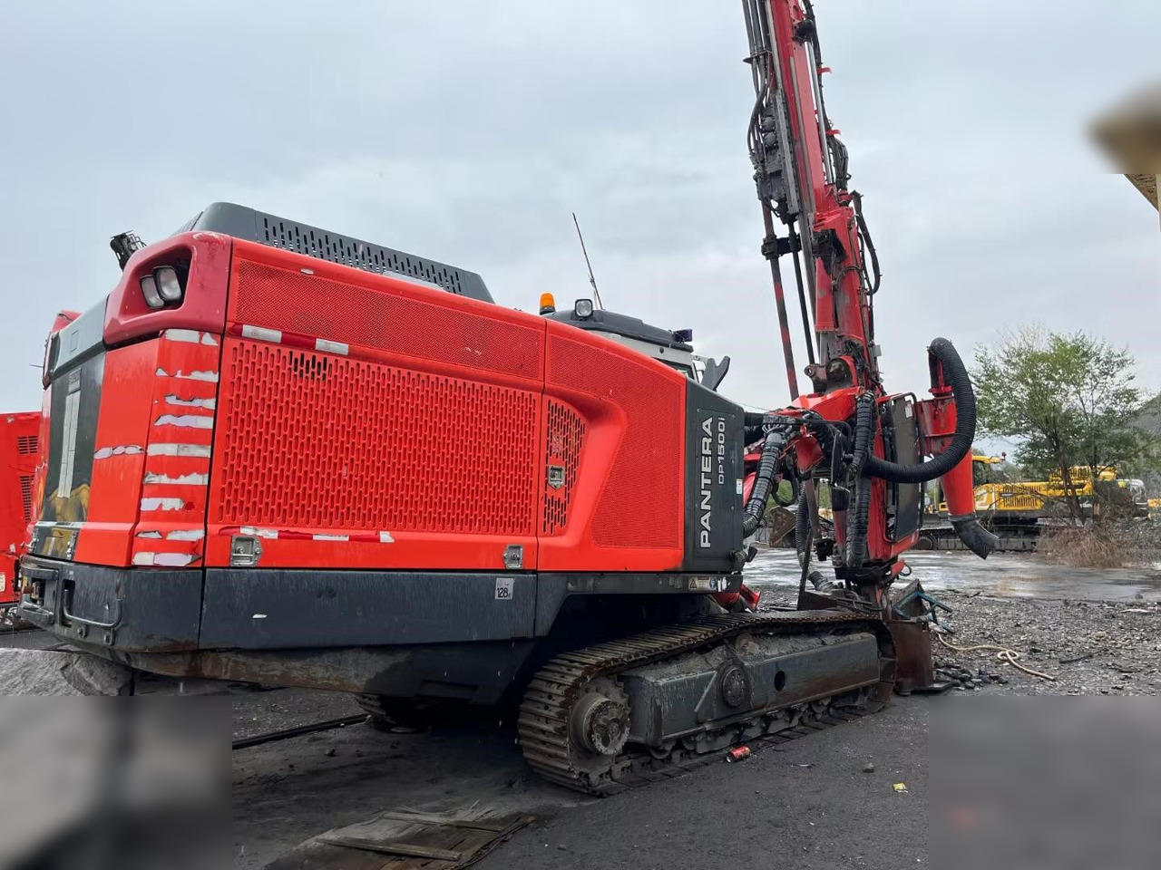 2017 SANDVIK DP1500I - אסדת קידוח: תמונה 1 2017 SANDVIK DP1500I - אסדת קידוח: תמונה 1