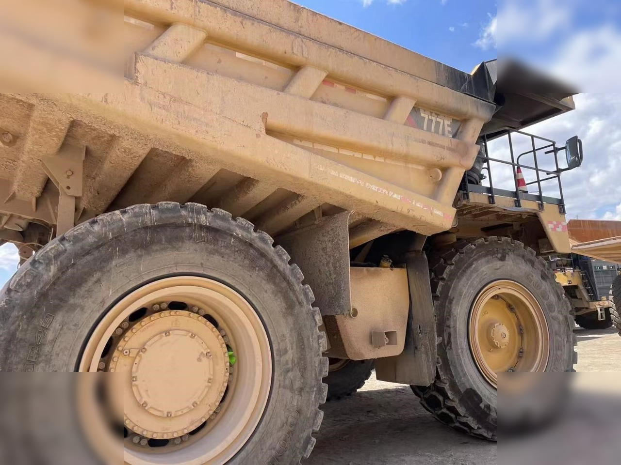 2018 CATERPILLAR 777E - משאית סלעים/ מסיר פסולת קשיח: תמונה 4 2018 CATERPILLAR 777E - משאית סלעים/ מסיר פסולת קשיח: תמונה 4