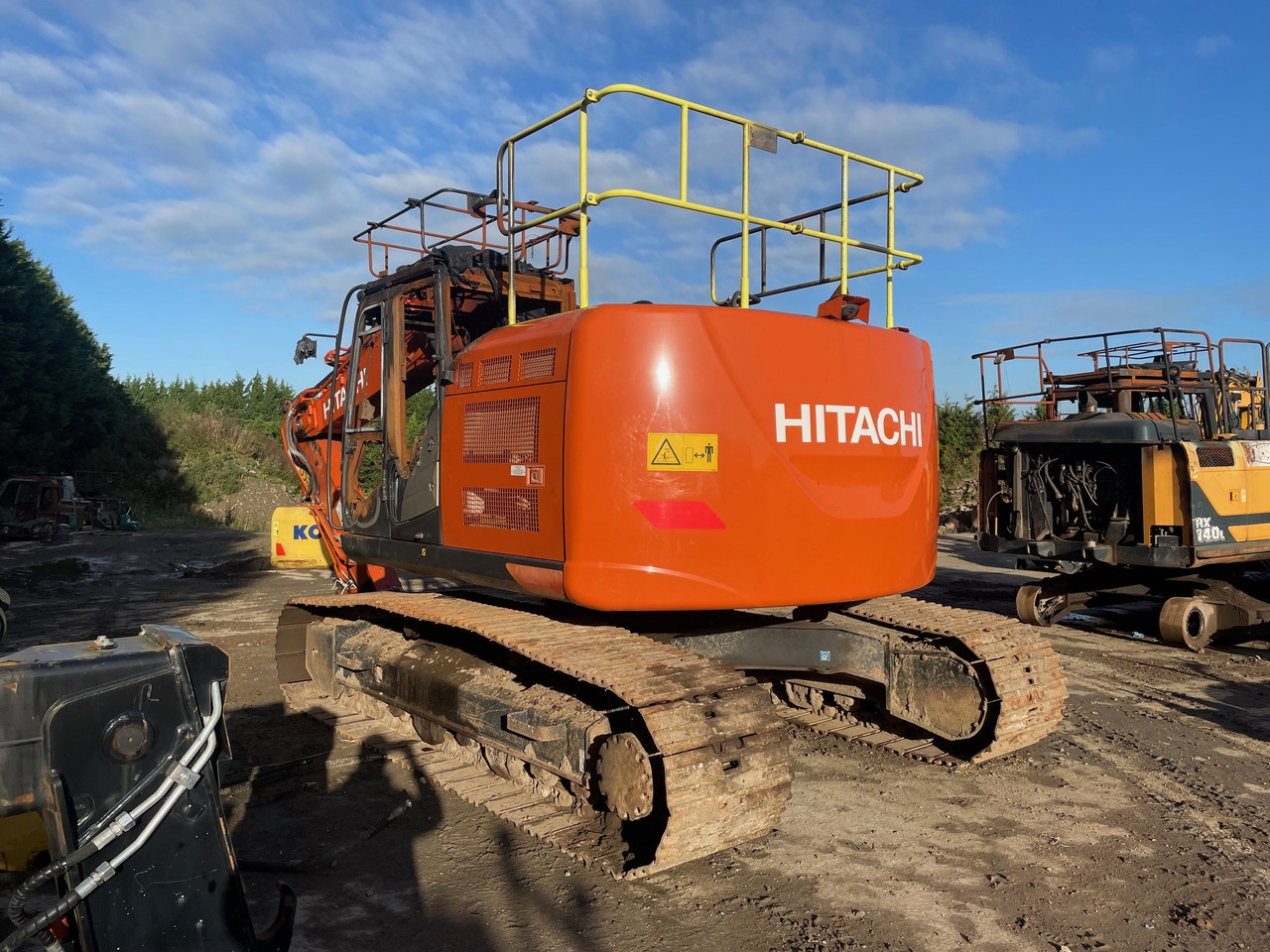 HITACHI ZX225USLC-6 - מחפר סורק: תמונה 3 HITACHI ZX225USLC-6 - מחפר סורק: תמונה 3