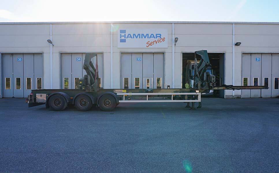 Hammar 195 S, Sideloader, 33 tonnes SWL (20'-40') - סמיטריילר מוביל מכולות/ החלפת גוף: תמונה 1 Hammar 195 S, Sideloader, 33 tonnes SWL (20'-40') - סמיטריילר מוביל מכולות/ החלפת גוף: תמונה 1