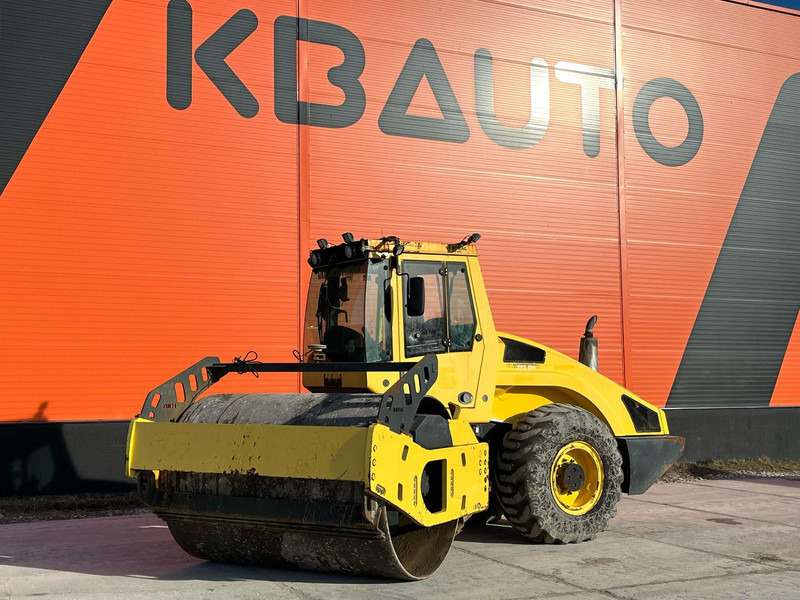 Bomag BW 213 DH - רולר: תמונה 1 Bomag BW 213 DH - רולר: תמונה 1