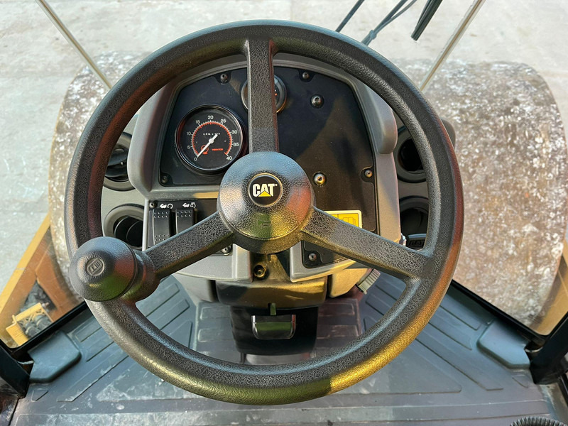 רולר Caterpillar CS 56 3D Trimble DCM300G / AC: תמונה 20