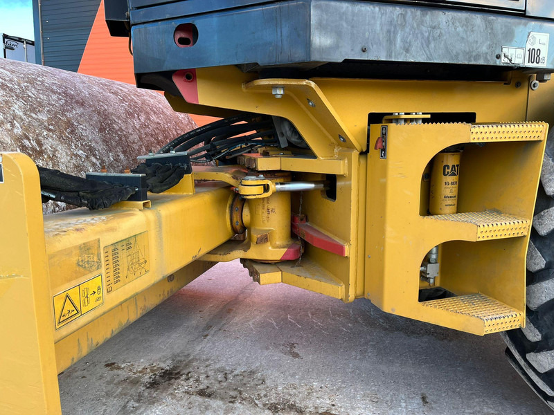 רולר Caterpillar CS 56 PRICE WITHOUT Trimble 3D ! / AC: תמונה 14