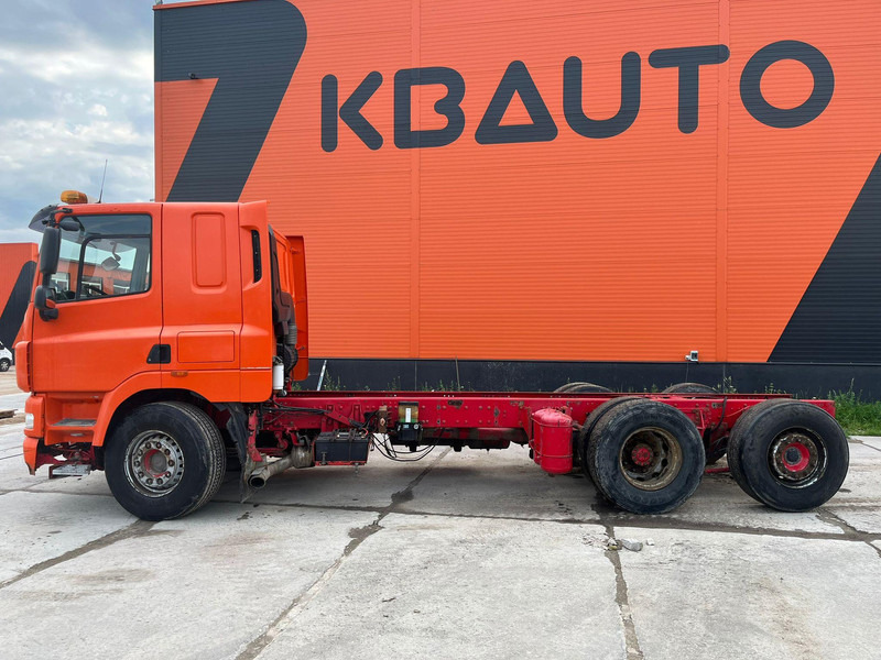 DAF CF85 6x2 CHASSIS - משאית עם שלדת תא: תמונה 2 DAF CF85 6x2 CHASSIS - משאית עם שלדת תא: תמונה 2
