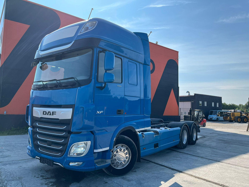 DAF XF 530 6x2 CHASSIS L=6120 mm - משאית עם שלדת תא: תמונה 2 DAF XF 530 6x2 CHASSIS L=6120 mm - משאית עם שלדת תא: תמונה 2