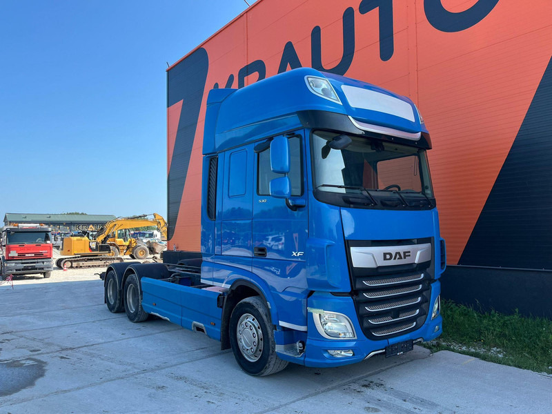 DAF XF 530 6x2 CHASSIS L=6120 mm - משאית עם שלדת תא: תמונה 4 DAF XF 530 6x2 CHASSIS L=6120 mm - משאית עם שלדת תא: תמונה 4