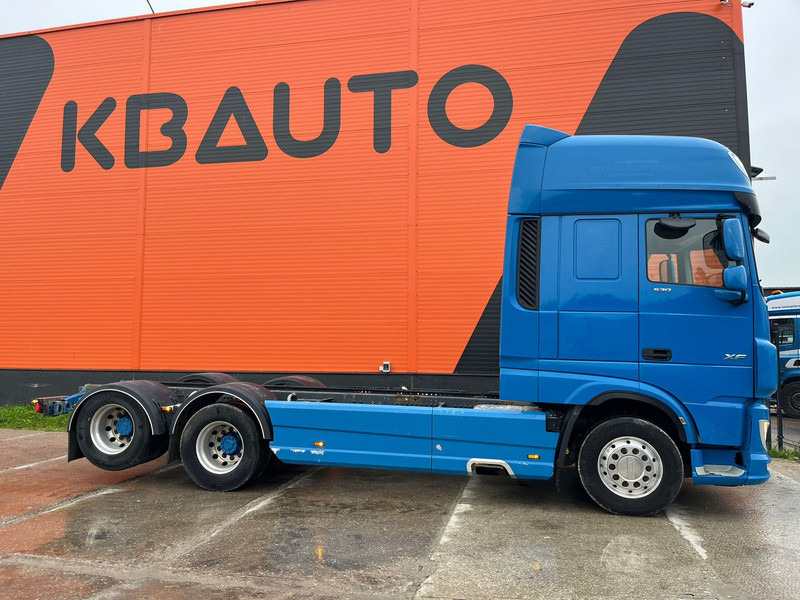 DAF XF 530 6x2 PTO / CHASSIS L=6074 mm - משאית עם שלדת תא: תמונה 4 DAF XF 530 6x2 PTO / CHASSIS L=6074 mm - משאית עם שלדת תא: תמונה 4
