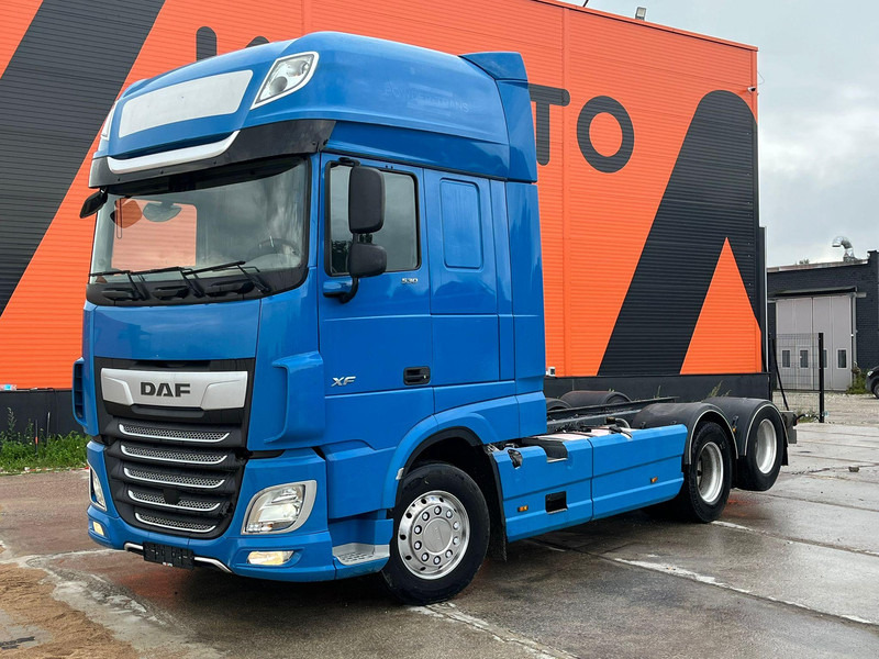 DAF XF 530 CHASSI L=5750 - משאית עם שלדת תא: תמונה 1 DAF XF 530 CHASSI L=5750 - משאית עם שלדת תא: תמונה 1