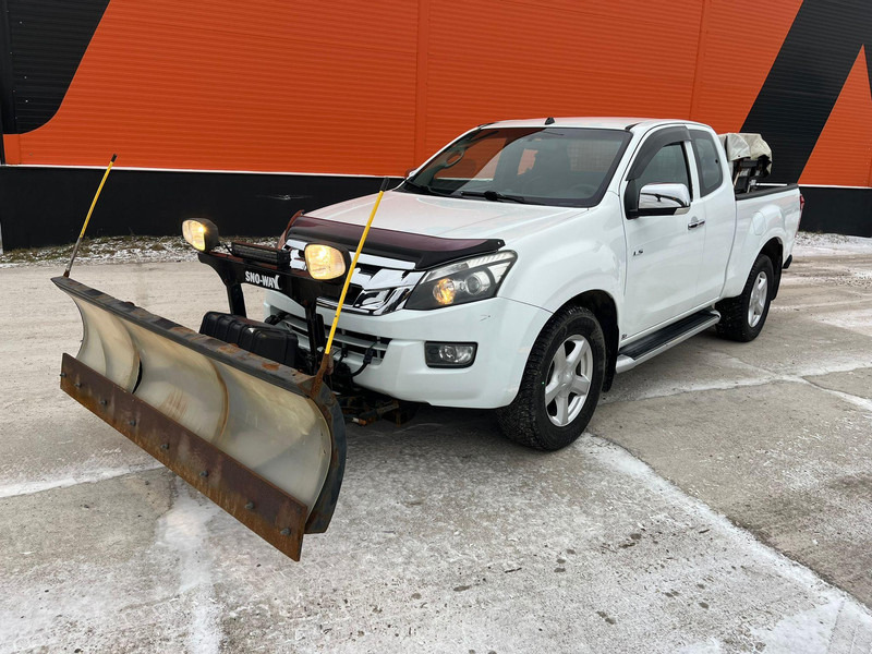 Isuzu D-max 4x4 SNOW PLOW & SPREADER - טנדר: תמונה 2 Isuzu D-max 4x4 SNOW PLOW & SPREADER - טנדר: תמונה 2