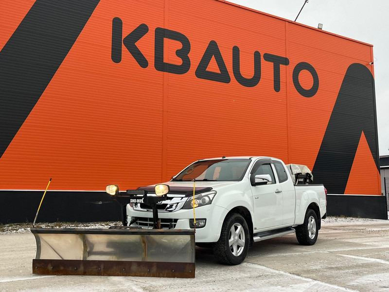 Isuzu D-max 4x4 SNOW PLOW & SPREADER - טנדר: תמונה 1 Isuzu D-max 4x4 SNOW PLOW & SPREADER - טנדר: תמונה 1