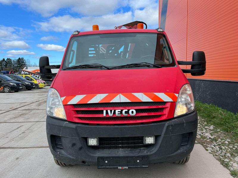 Iveco Daily 65C18 4x2 HMF 683 K2 / PLATFORM L=4256 mm - כלי רכב מסחרי במיטה שטוחה: תמונה 3 Iveco Daily 65C18 4x2 HMF 683 K2 / PLATFORM L=4256 mm - כלי רכב מסחרי במיטה שטוחה: תמונה 3