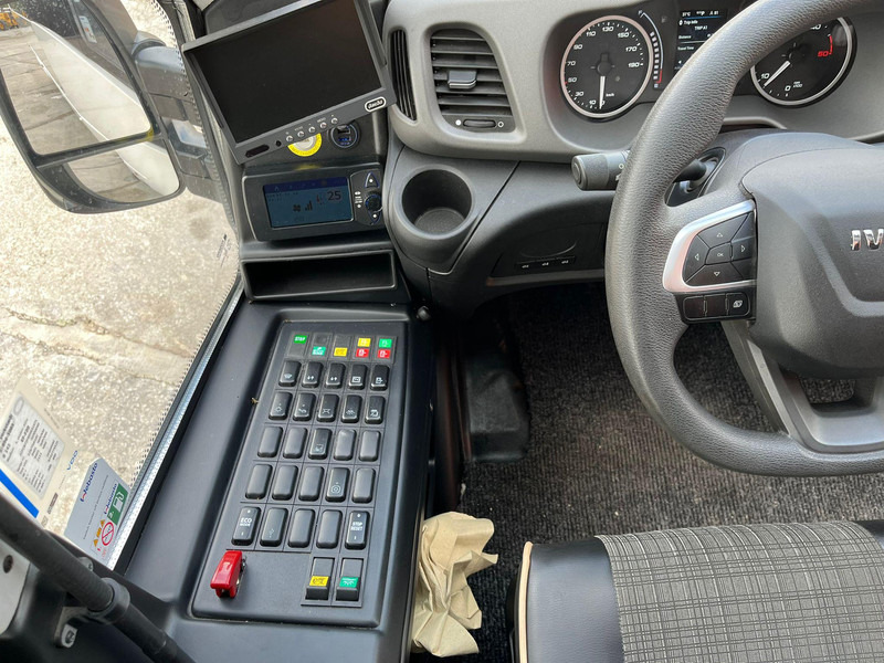 מיניבוס, כלי רכב מסחרי לנוסעים Iveco First Rosero 70C21 / 30 seats / AC: תמונה 13