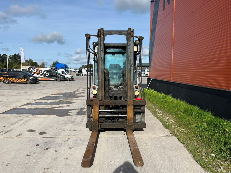 Kalmar DCD 55-6 H Rated capacity: 5500 kg / Lifting height: 3500 mm - מלגזת סולר: תמונה 3 Kalmar DCD 55-6 H Rated capacity: 5500 kg / Lifting height: 3500 mm - מלגזת סולר: תמונה 3