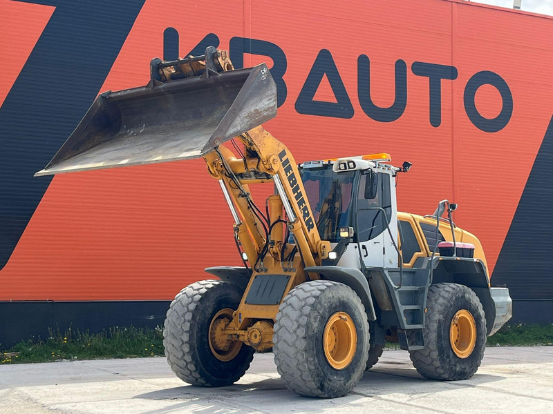 Liebherr L 550 4X4 AC / CENTRL LUBRICATION / SCALES - מעמיס גלגלים: תמונה 1 Liebherr L 550 4X4 AC / CENTRL LUBRICATION / SCALES - מעמיס גלגלים: תמונה 1