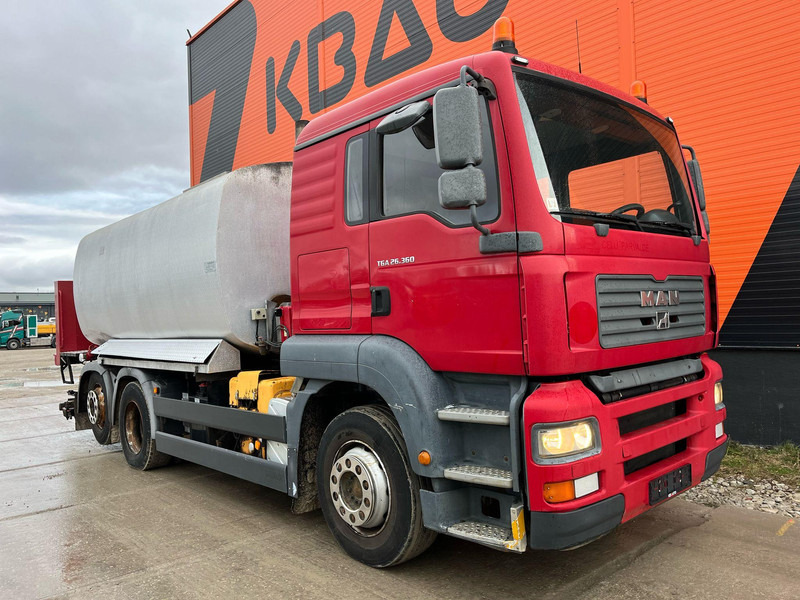 MAN TGA 26.360 6X2 Schäfer SRH 10000 / 3105 hours - משאית מכל: תמונה 3 MAN TGA 26.360 6X2 Schäfer SRH 10000 / 3105 hours - משאית מכל: תמונה 3