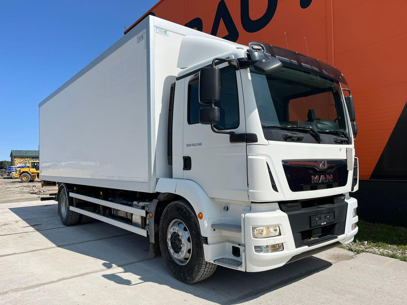 MAN TGM 18.290 4x2 BOX L=7543 mm - משאית תיבה: תמונה 4 MAN TGM 18.290 4x2 BOX L=7543 mm - משאית תיבה: תמונה 4