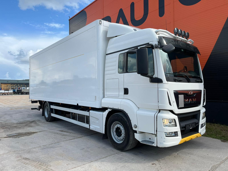 MAN TGS 18.400 4x2 ADR AT / BOX L=8189 mm - משאית תיבה: תמונה 4 MAN TGS 18.400 4x2 ADR AT / BOX L=8189 mm - משאית תיבה: תמונה 4