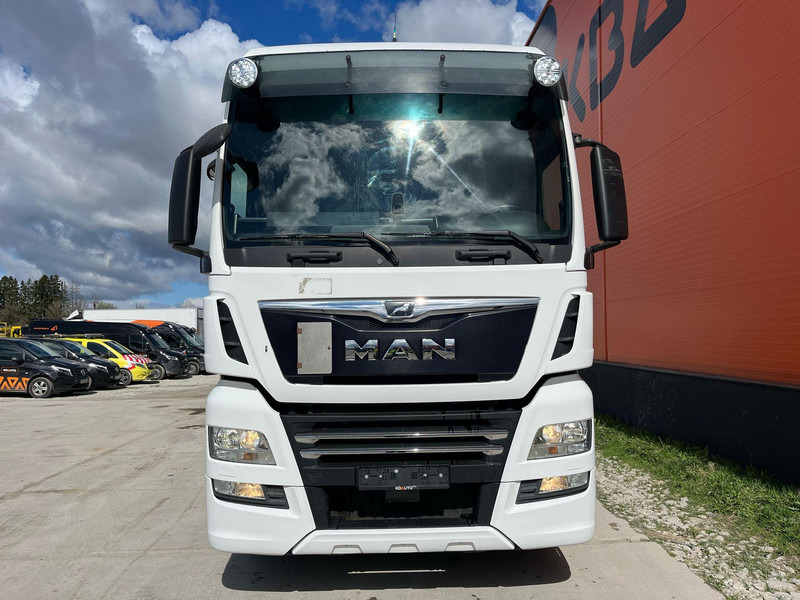 MAN TGX 28.500 6x2 XXL / HYDRAULICS / INTARDER / DOUBLE BOGIE - יחידת טרקטור: תמונה 3 MAN TGX 28.500 6x2 XXL / HYDRAULICS / INTARDER / DOUBLE BOGIE - יחידת טרקטור: תמונה 3