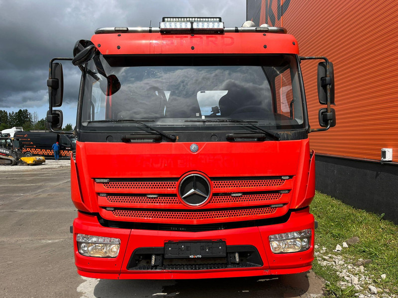 Mercedes-Benz ATEGO 1224 4x2 JIGE SIMPLEX 5T / 2x WINCH / PLATFORM L=5702 mm - משאית גרירה: תמונה 3 Mercedes-Benz ATEGO 1224 4x2 JIGE SIMPLEX 5T / 2x WINCH / PLATFORM L=5702 mm - משאית גרירה: תמונה 3