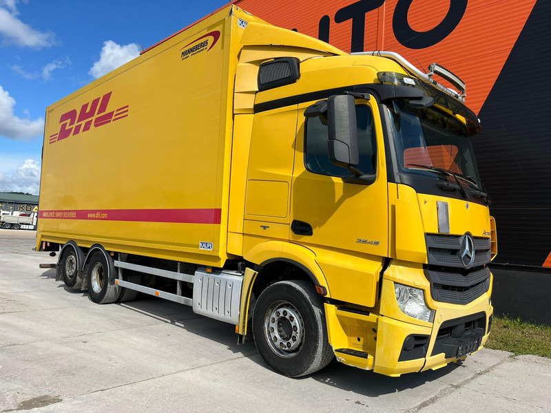 Mercedes-Benz Actros 2545 6x2*4 BOX L=7400mm - משאית תיבה: תמונה 3 Mercedes-Benz Actros 2545 6x2*4 BOX L=7400mm - משאית תיבה: תמונה 3
