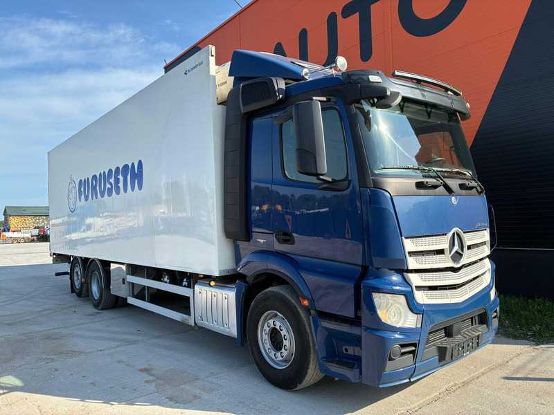 Mercedes-Benz Actros 2548 6x2*4 THERMOKING T-1200R / BOX L=9013 mm - משאית קירור: תמונה 3 Mercedes-Benz Actros 2548 6x2*4 THERMOKING T-1200R / BOX L=9013 mm - משאית קירור: תמונה 3