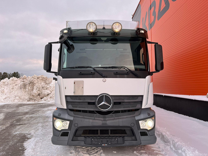 Mercedes-Benz Antos 1830 4x2 EURO 6 ! / BOX L=7593 mm - משאית תיבה: תמונה 3 Mercedes-Benz Antos 1830 4x2 EURO 6 ! / BOX L=7593 mm - משאית תיבה: תמונה 3